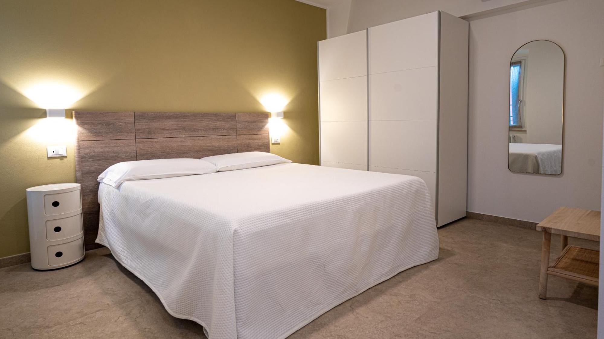 Fiori Sull'Acqua Apartments 佩斯基耶拉德加达 外观 照片